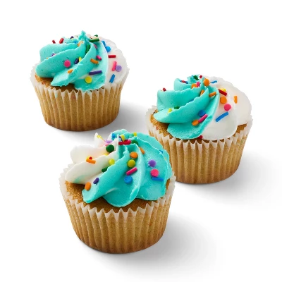 Classic Birthday Cake Cupcakes - 11.2oz/6ct - Favorite Day™ 2 Classic Birthday Cake Cupcakes - 11.2oz/6ct - Favorite Day™ - Image 2