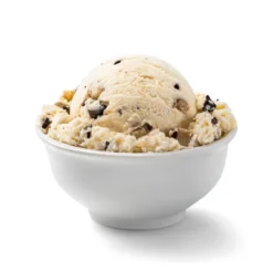 Chocolate Chip Cookie Dough Frozen Yogurt - 1.5qt - Favorite Day™