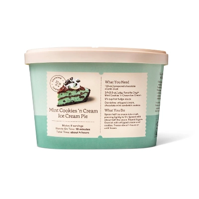 Mint Cookies & Cream Ice Cream - 48oz - Favorite Day™ 3 Mint Cookies & Cream Ice Cream - 48oz - Favorite Day™ - Image 3
