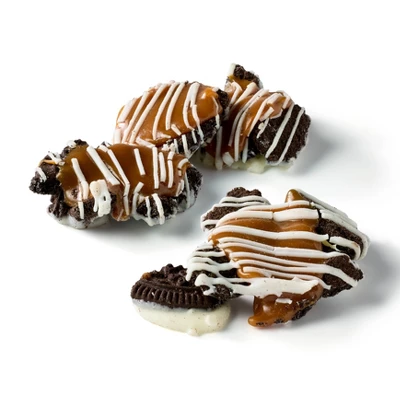 Cookies And Creme Crunchy Clusters - 6oz - Favorite Day™ 2 Cookies And Creme Crunchy Clusters - 6oz - Favorite Day™ - Image 2
