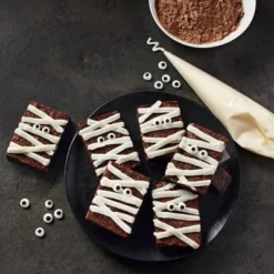 Mummy Brownies Baking Kit - 14.5oz - Halloween - Favorite Day™ 8 Mummy Brownies Baking Kit - 14.5oz - Halloween - Favorite Day™ -Favorite Day GUEST 79b6b511 6cb2 4bf6 8056 377a6cd5acba