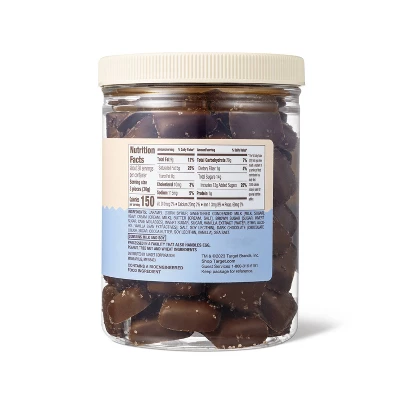 Dark Chocolate Sea Salt Caramels Candy - 25oz - Favorite Day™ 1 Dark Chocolate Sea Salt Caramels Candy - 25oz - Favorite Day™