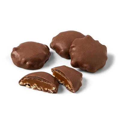 Milk Chocolate Pecan Caramel Crunchy Clusters Candy - 6.5oz - Favorite Day™ 2 Milk Chocolate Pecan Caramel Crunchy Clusters Candy - 6.5oz - Favorite Day™ - Image 2